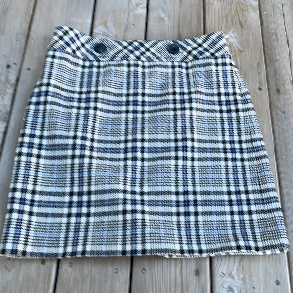 Ann taylor plaid mini skirt size 6